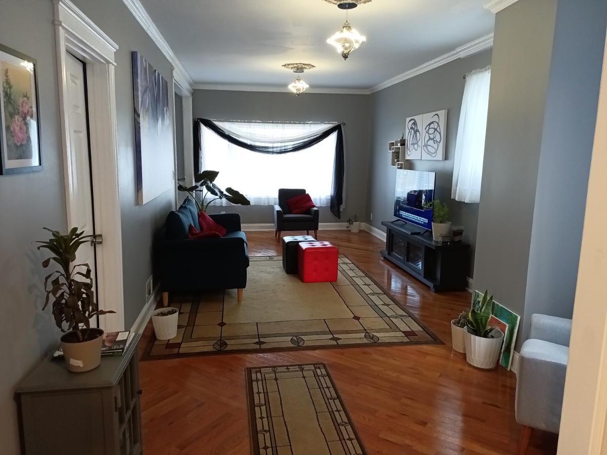 Cozy Updated 3-Br Apartment Near Peace Bridge Buffalo Esterno foto