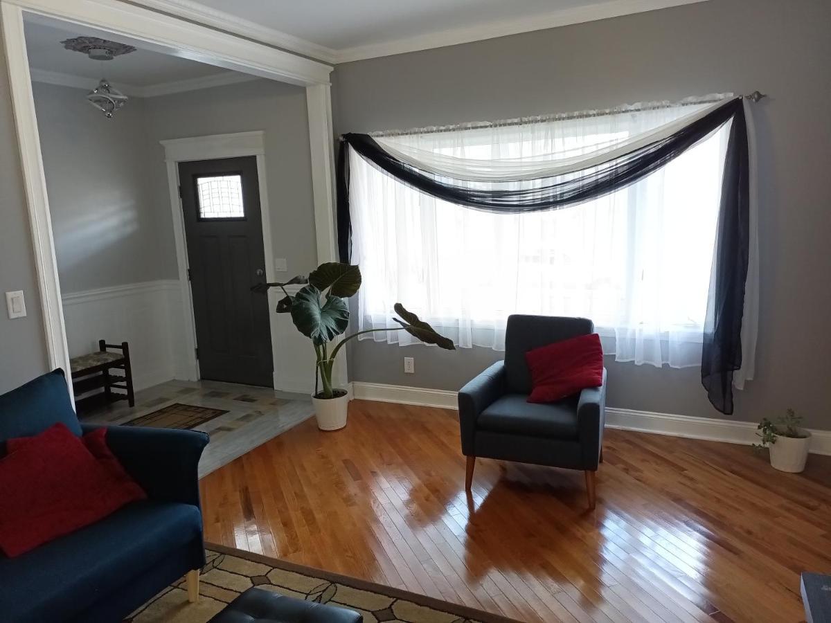 Cozy Updated 3-Br Apartment Near Peace Bridge Buffalo Esterno foto